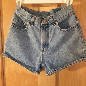 Light jean mom shorts